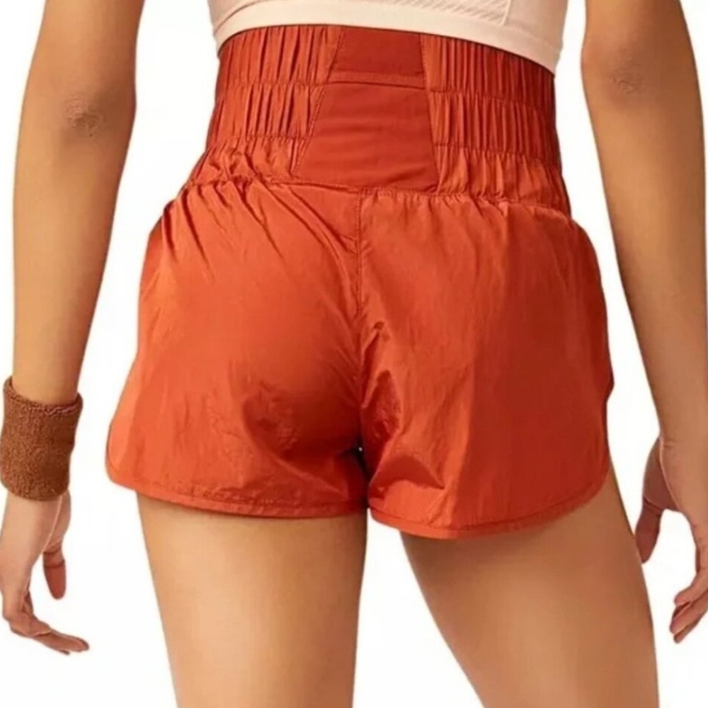 Free People Movement Shorts Color Rust - Picture 2 of 4